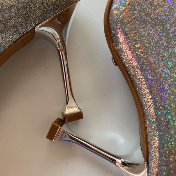 Prom Brazil Made Silver Sparkle Leather Shoes Pumps - Picture 4 of 7